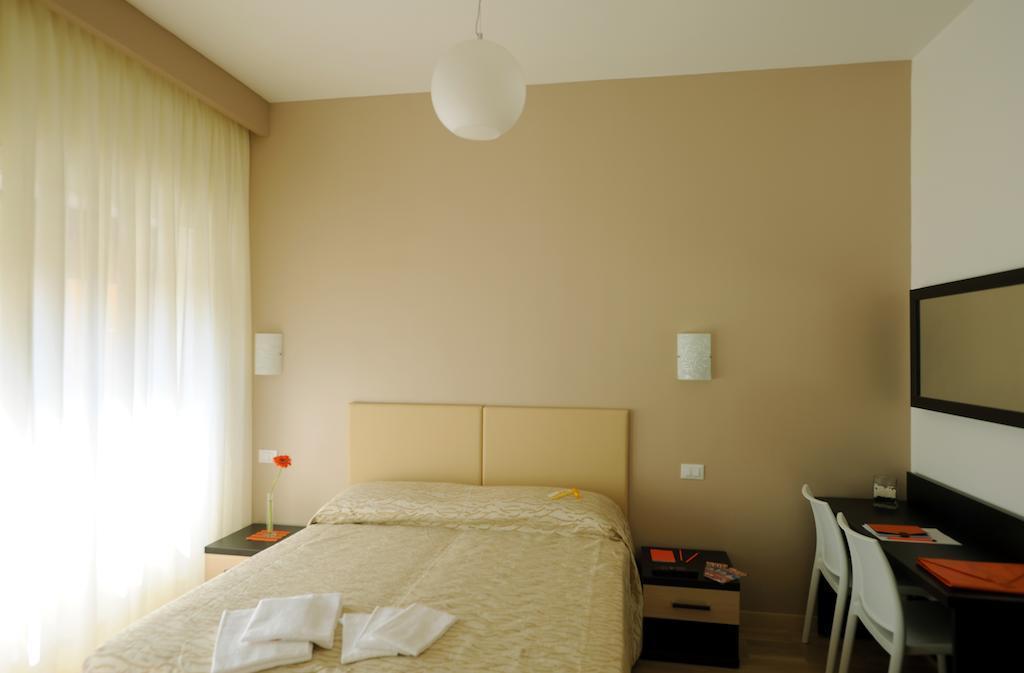Honey Rooms Roma Cameră foto